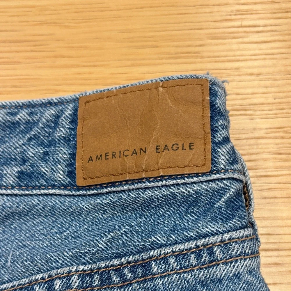 AE Ripped Blue Jean Shorts size 6 - Picture 4 of 4